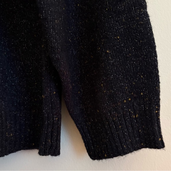 nwt: cozy geo pattern sweater - Picture 3 of 4